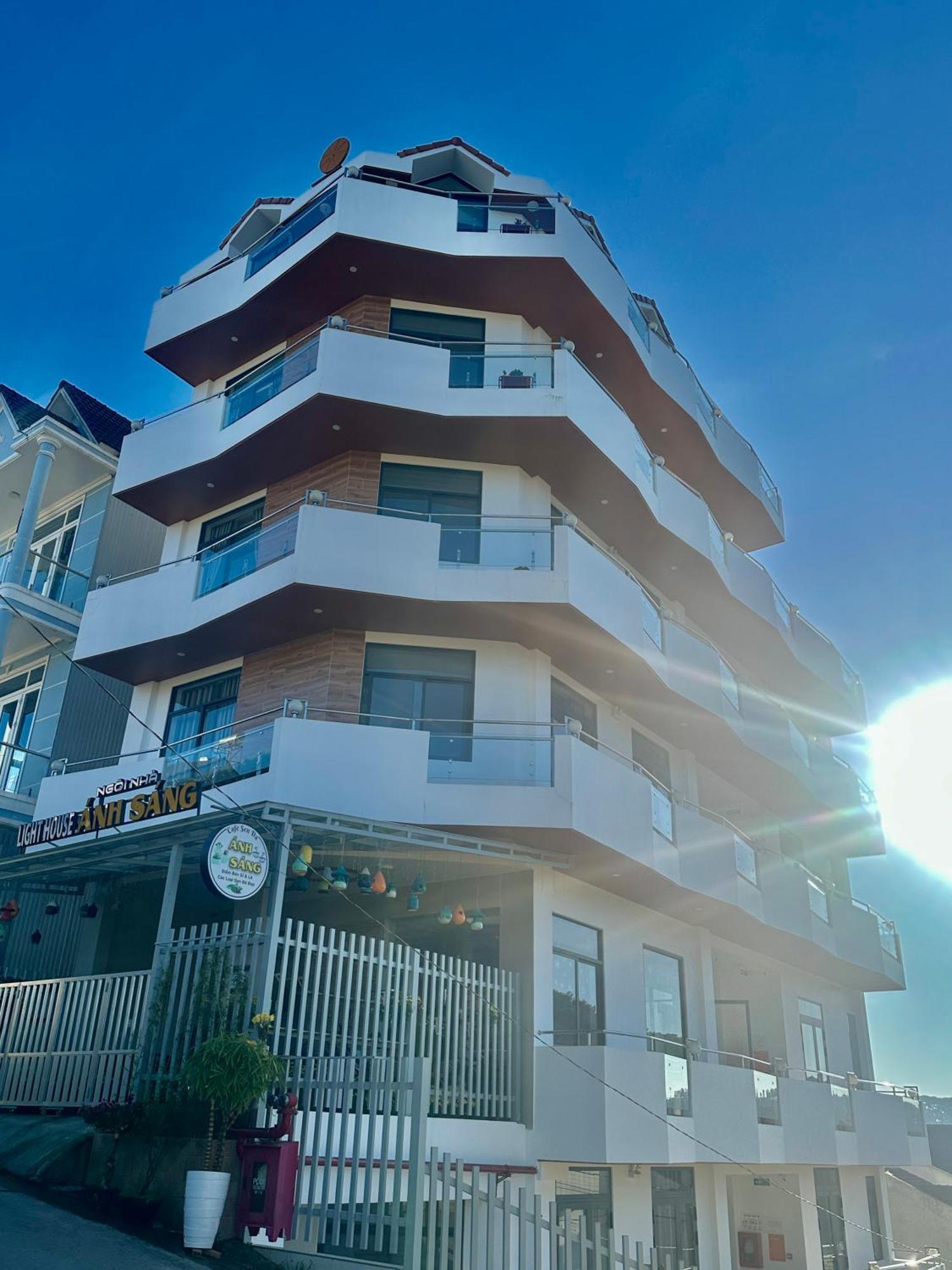 Khach San Anh Sang - Light House Hotel Da Lat Eksteriør billede